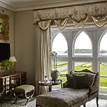 Ashford Castle Hotell 5*