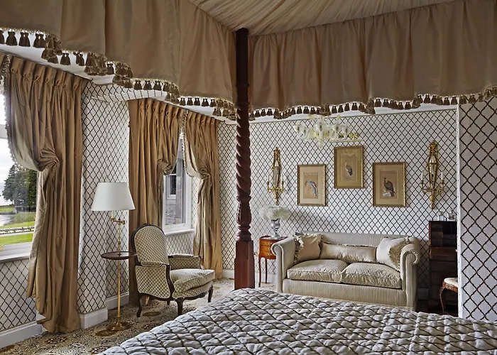 Отель Ashford Castle Конг