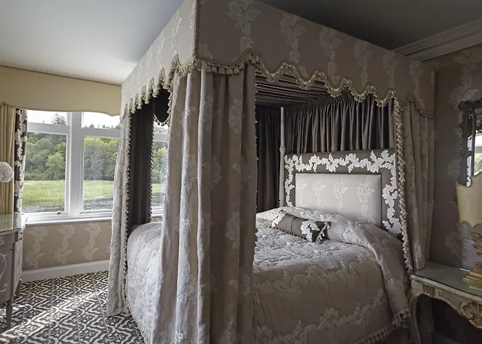 Отель Ashford Castle Конг