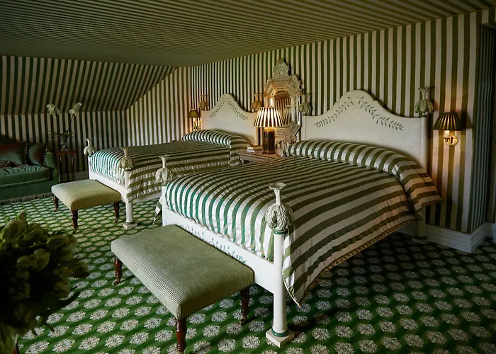 Отель Ashford Castle Конг